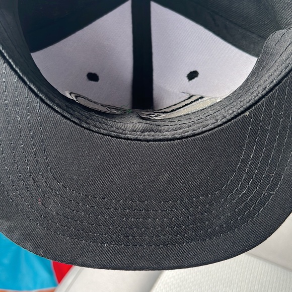 NWT Men’s Seattle Seahawks SnapBack Hat - Picture 9 of 9